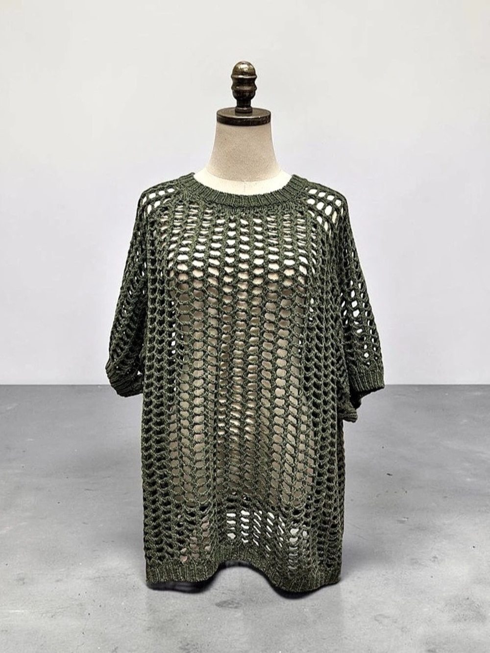 *Like new *Grace & Lace Olive Open Knit Sweater